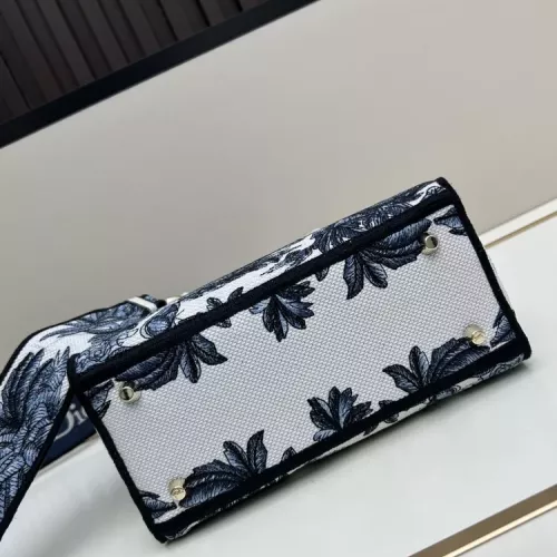 Replica Christian Dior AAA Quality Handbags For Women #1345459 $122.00 USD for Wholesale