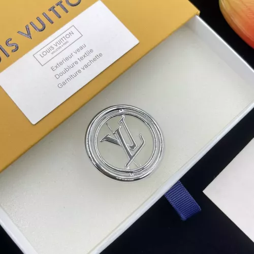 Louis Vuitton LV Brooches #1345810 $25.00 USD, Wholesale Replica Louis Vuitton LV Brooches