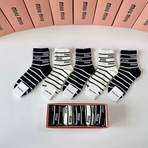 MIU MIU Socks #1345935 $27.00 USD, Wholesale Replica MIU MIU Socks