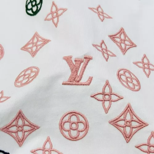 Replica Louis Vuitton LV T-Shirts Short Sleeved For Men #1346392 $88.00 USD for Wholesale