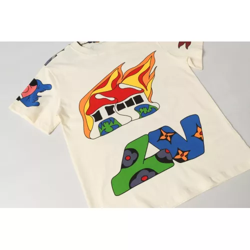 Replica Louis Vuitton LV T-Shirts Short Sleeved For Unisex #1346425 $32.00 USD for Wholesale