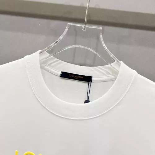 Replica Louis Vuitton LV T-Shirts Short Sleeved For Unisex #1347209 $48.00 USD for Wholesale