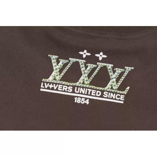 Replica Louis Vuitton LV T-Shirts Short Sleeved For Unisex #1347236 $45.00 USD for Wholesale