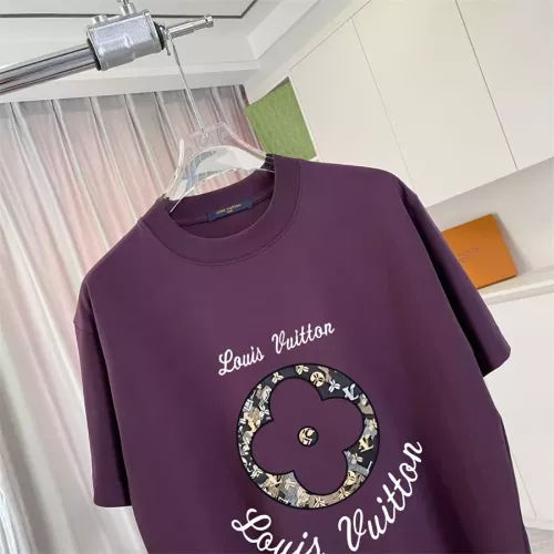 Replica Louis Vuitton LV T-Shirts Short Sleeved For Unisex #1347273 $42.00 USD for Wholesale