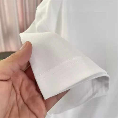Replica Louis Vuitton LV T-Shirts Short Sleeved For Unisex #1347286 $42.00 USD for Wholesale