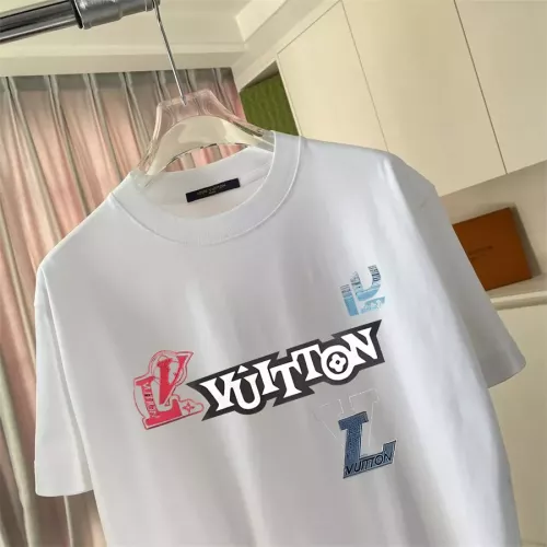 Replica Louis Vuitton LV T-Shirts Short Sleeved For Unisex #1347294 $42.00 USD for Wholesale