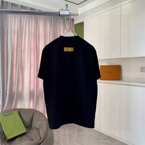 Replica Louis Vuitton LV T-Shirts Short Sleeved For Unisex #1347297 $42.00 USD for Wholesale