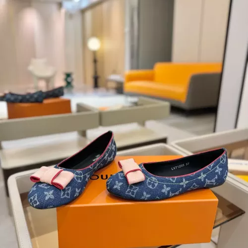Replica Louis Vuitton Flat Shoes For Women #1348804 $96.00 USD for Wholesale