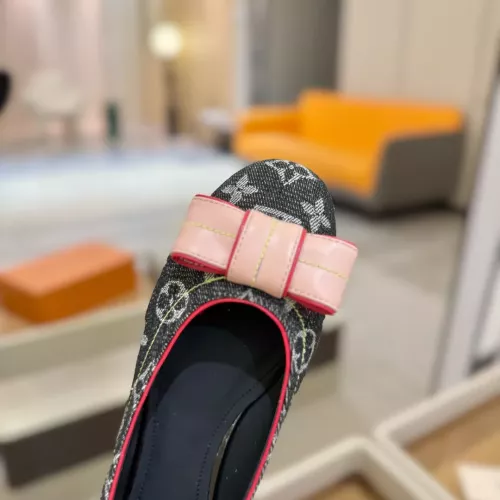 Replica Louis Vuitton Flat Shoes For Women #1348806 $96.00 USD for Wholesale