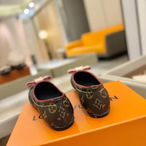 Replica Louis Vuitton Flat Shoes For Women #1348807 $96.00 USD for Wholesale