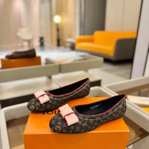 Louis Vuitton Flat Shoes For Women #1348808 $96.00 USD, Wholesale Replica Louis Vuitton Flat Shoes