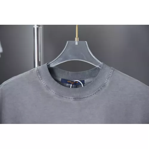 Replica Louis Vuitton LV T-Shirts Sleeveless For Unisex #1348829 $40.00 USD for Wholesale