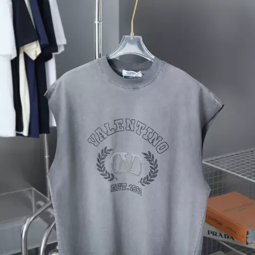Valentino T-Shirts Sleeveless For Unisex #1348839 $40.00 USD, Wholesale Replica Valentino T-Shirts