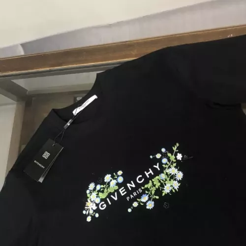 Replica Givenchy T-Shirts Short Sleeved For Unisex #1349846 $40.00 USD for Wholesale
