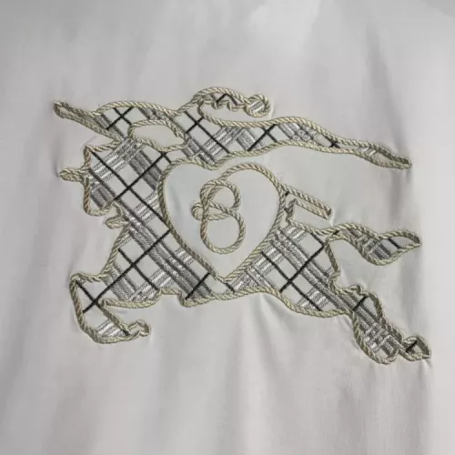 Replica Burberry T-Shirts Short Sleeved For Unisex #1350160 $40.00 USD for Wholesale