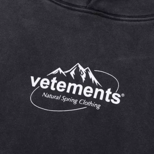 Replica VETEMENTS Hoodies Long Sleeved For Unisex #1350205 $68.00 USD for Wholesale