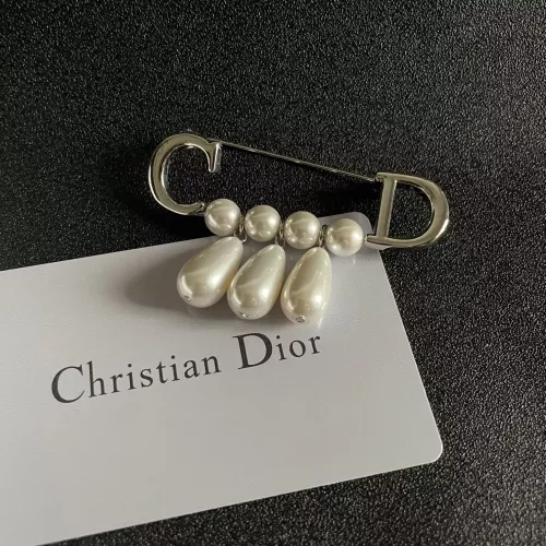 Christian Dior Brooches For Women #1350968 $32.00 USD, Wholesale Replica Christian Dior Brooches