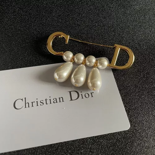Christian Dior Brooches For Women #1350969 $32.00 USD, Wholesale Replica Christian Dior Brooches