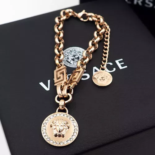 Versace Bracelets #1351000 $27.00 USD, Wholesale Replica Versace Bracelets