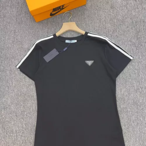 Prada T-Shirts Short Sleeved For Women #1351040 $48.00 USD, Wholesale Replica Prada T-Shirts