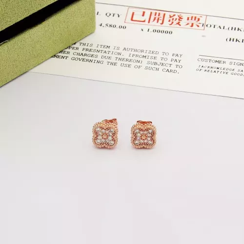 Van Cleef &amp; Arpels Earrings For Women #1351208 $25.00 USD, Wholesale Replica Van Cleef &amp; Arpels Earrings