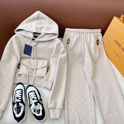 Louis Vuitton LV Tracksuits Long Sleeved For Women #1351306 $98.00 USD, Wholesale Replica Louis Vuitton LV Tracksuits