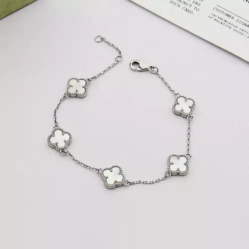 Van Cleef &amp; Arpels Bracelets For Women #1351307 $29.00 USD, Wholesale Replica Van Cleef &amp; Arpels Bracelets