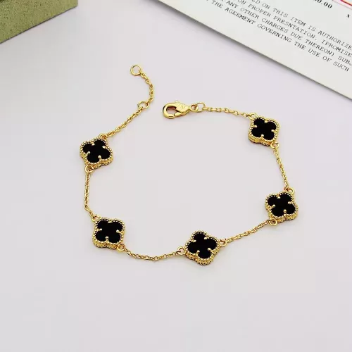 Van Cleef &amp; Arpels Bracelets For Women #1351337 $29.00 USD, Wholesale Replica Van Cleef &amp; Arpels Bracelets