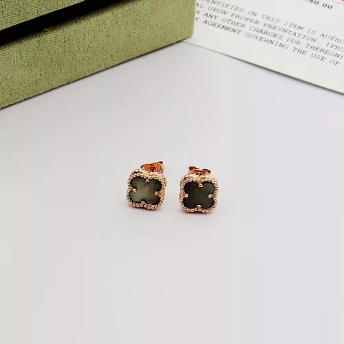 Van Cleef &amp; Arpels Earrings For Women #1351529 $25.00 USD, Wholesale Replica Van Cleef &amp; Arpels Earrings