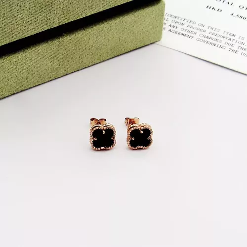 Van Cleef &amp; Arpels Earrings For Women #1351532 $25.00 USD, Wholesale Replica Van Cleef &amp; Arpels Earrings