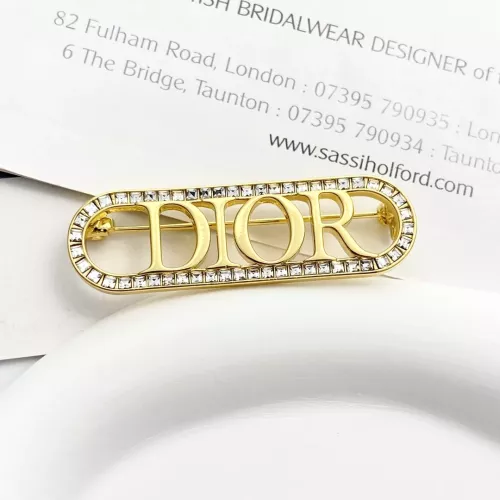 Christian Dior Brooches For Women #1351687 $29.00 USD, Wholesale Replica Christian Dior Brooches