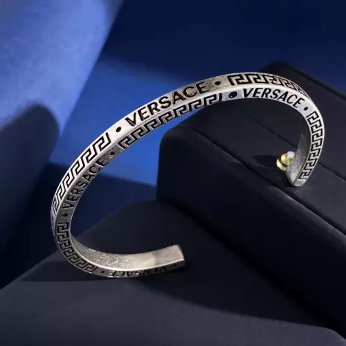 Versace Bracelets #1352083 $29.00 USD, Wholesale Replica Versace Bracelets