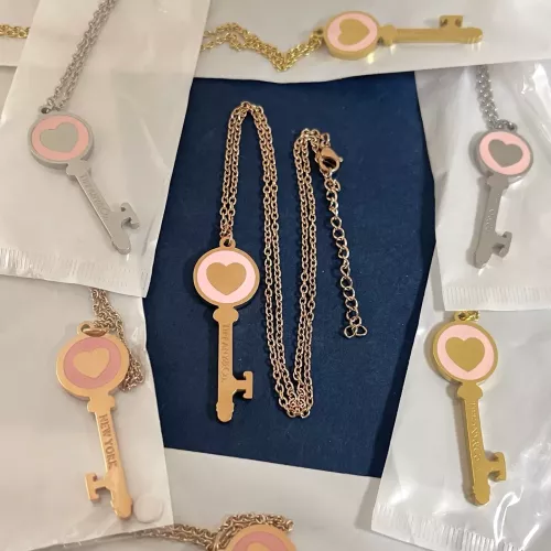 Tiffany Necklaces #1352237 $39.00 USD, Wholesale Replica Tiffany Necklaces