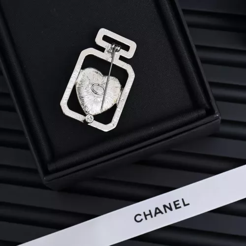 Replica Chanel Brooches For Women #1352478 $27.00 USD for Wholesale