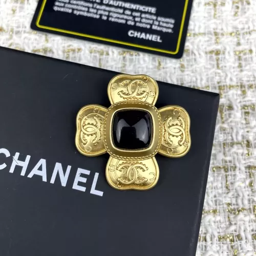 Chanel Brooches For Women #1352480 $25.00 USD, Wholesale Replica Chanel Brooches