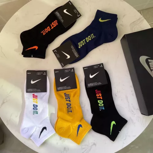 Replica Nike Socks #1352876 $25.00 USD for Wholesale