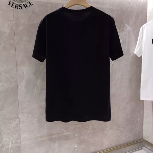Replica Versace T-Shirts Short Sleeved For Unisex #1353646 $25.00 USD for Wholesale