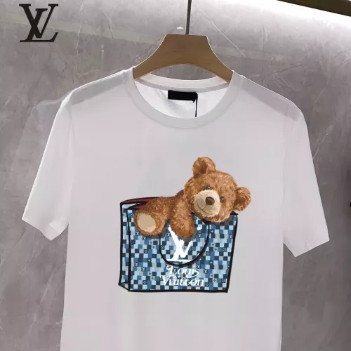 Replica Louis Vuitton LV T-Shirts Short Sleeved For Unisex #1353649 $25.00 USD for Wholesale