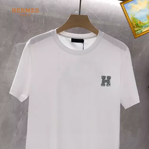 Replica Hermes T-Shirts Short Sleeved For Unisex #1353663 $25.00 USD for Wholesale