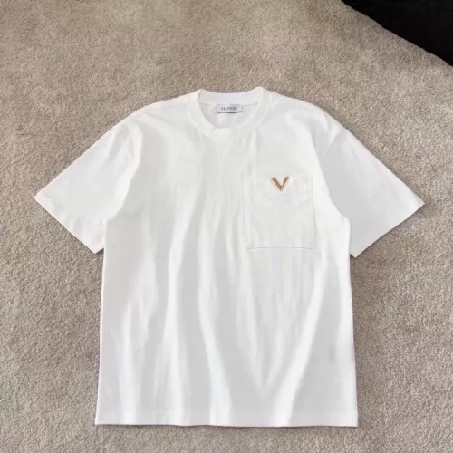 Valentino T-Shirts Short Sleeved For Unisex #1354311 $52.00 USD, Wholesale Replica Valentino T-Shirts