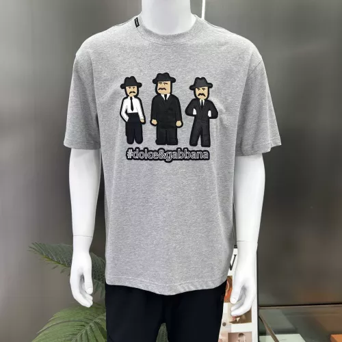 Replica Dolce & Gabbana D&G T-Shirts Short Sleeved For Unisex #1354703 $76.00 USD for Wholesale