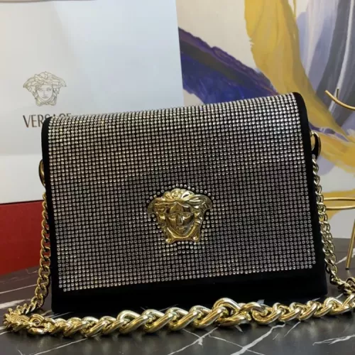 Versace AAA Quality Shoulder Bags For Women #1355842 $132.00 USD, Wholesale Replica Versace AAA Quality Shoulder Bags