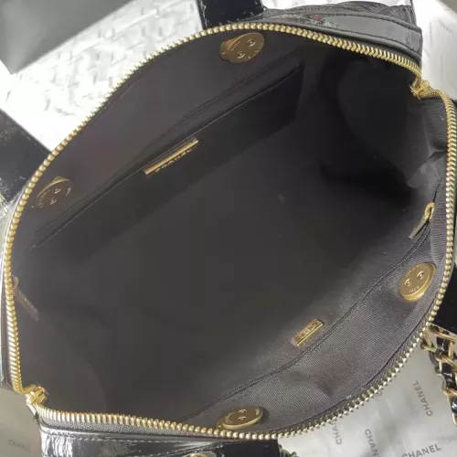 Replica Chanel AAA Quality Handbags For Women #1356142 $135.00 USD for Wholesale