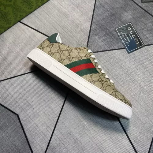 Replica Gucci Casual Shoes For Men #1356583 $72.00 USD for Wholesale