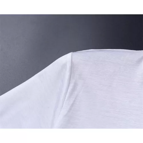 Replica Gucci T-Shirts Short Sleeved For Men #1358667 $25.00 USD for Wholesale