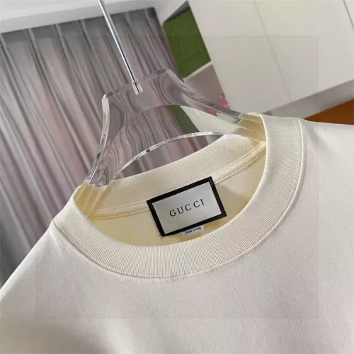 Replica Gucci T-Shirts Short Sleeved For Unisex #1358815 $42.00 USD for Wholesale
