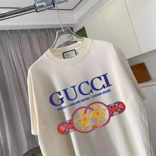 Replica Gucci T-Shirts Short Sleeved For Unisex #1358823 $42.00 USD for Wholesale