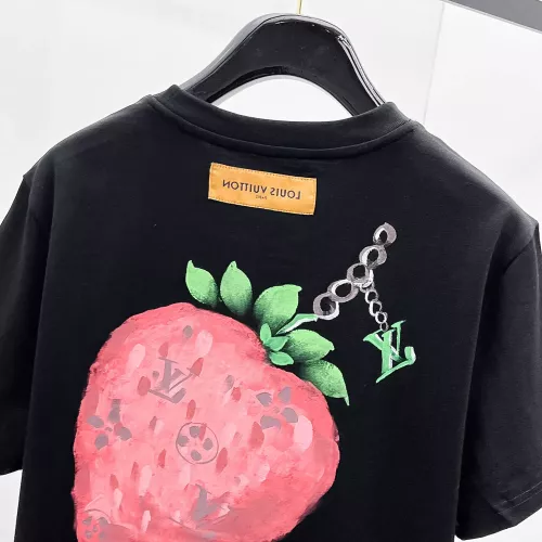 Replica Louis Vuitton LV T-Shirts Short Sleeved For Unisex #1359270 $64.00 USD for Wholesale