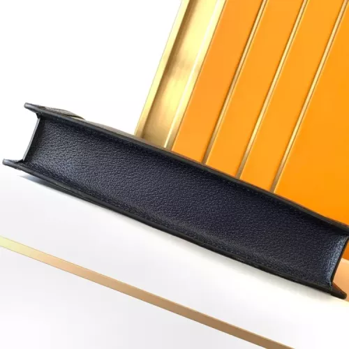 Replica Gucci AAA Man Wallets #1359533 $92.00 USD for Wholesale