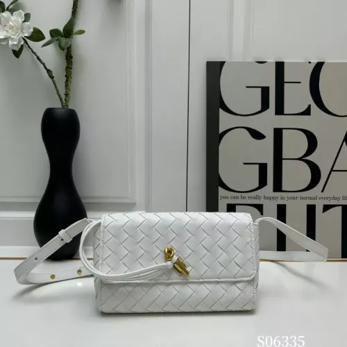 Bottega Veneta BV AAA Quality Messenger Bags For Women #1363632 $88.00 USD, Wholesale Replica Bottega Veneta BV AAA Quality Messenger Bags